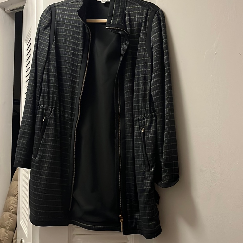 Per Se by Carlisle. Size 2 . Light jacket perfect for pairing for outfit .